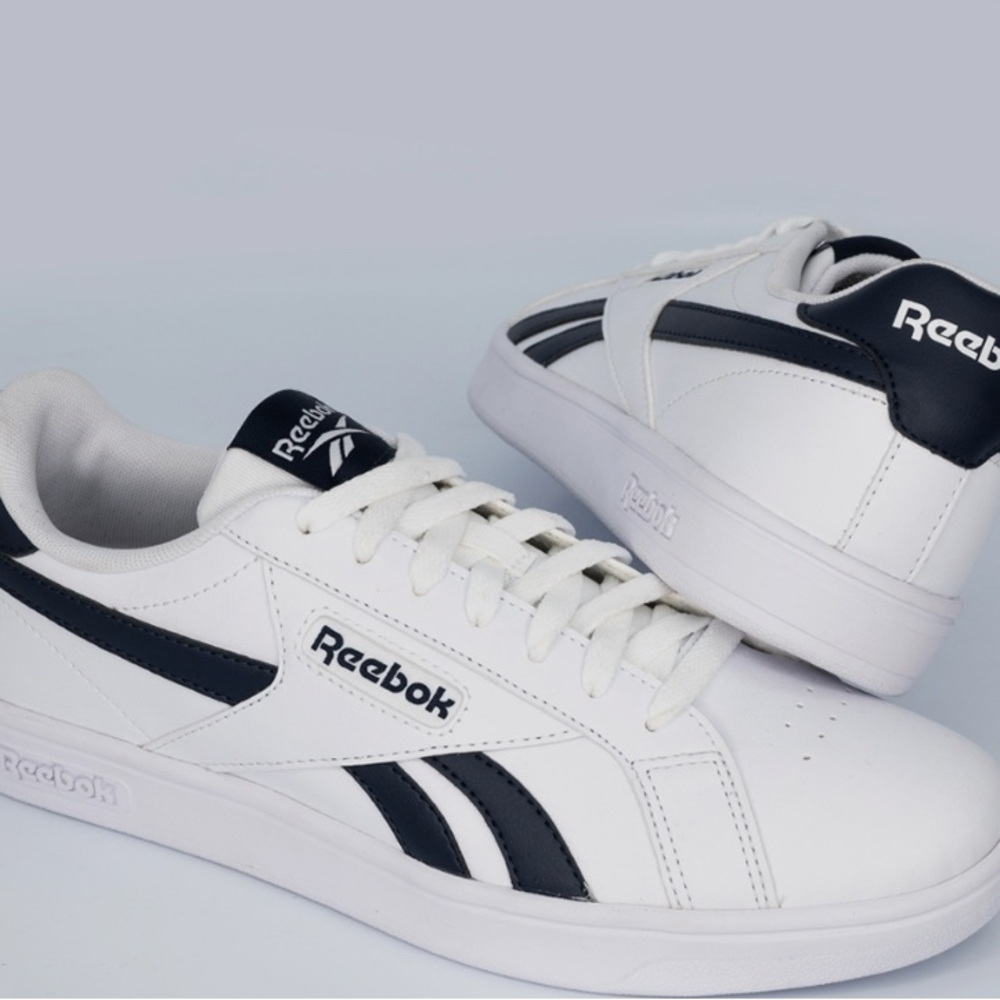 Reebok Men's White and Navy Sneakers